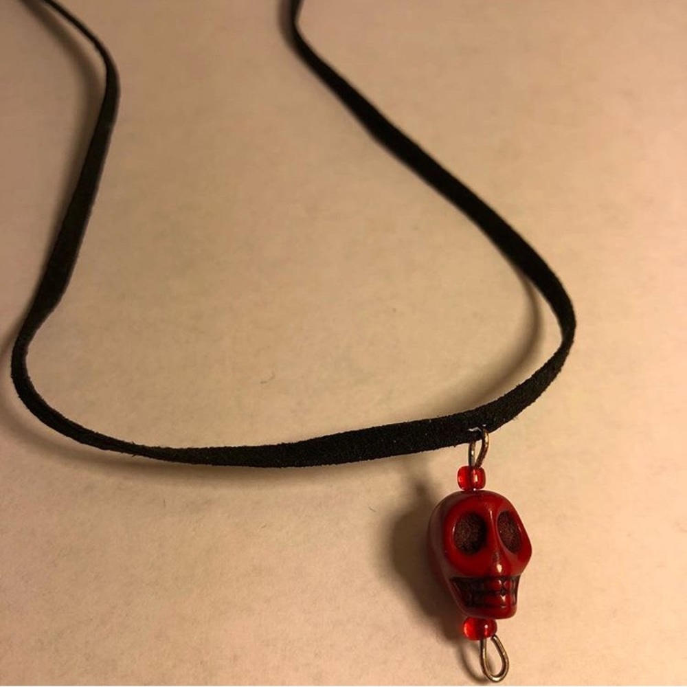 choker necklace